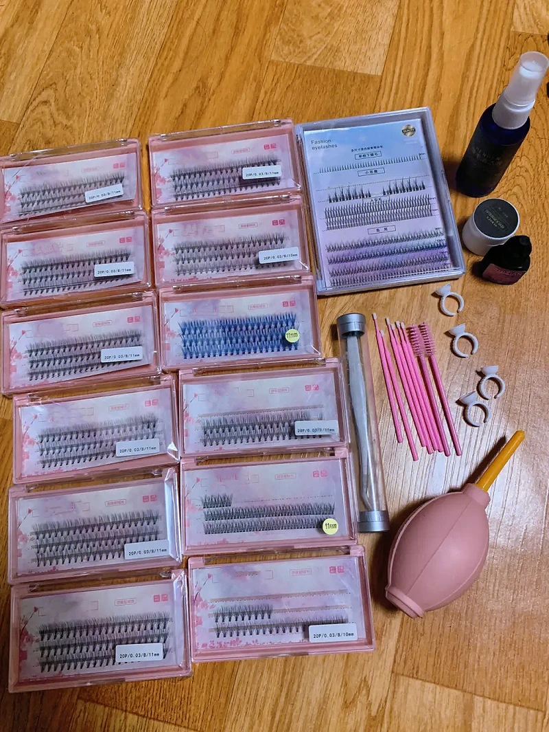 DIY-Eyelash-Extension-Kit.webp